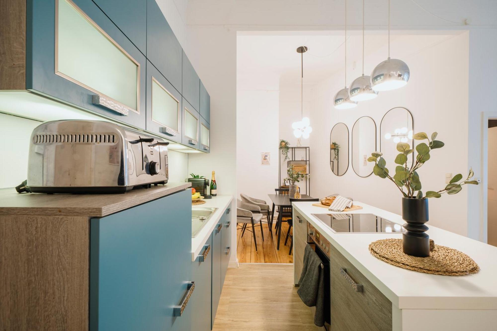 Homely - Luxurious, Spacious, Near Victory Column, River Appartement *